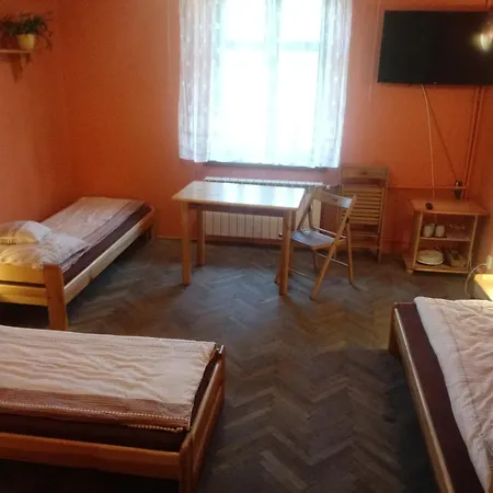Goscinne Monika Szling Homestay *
